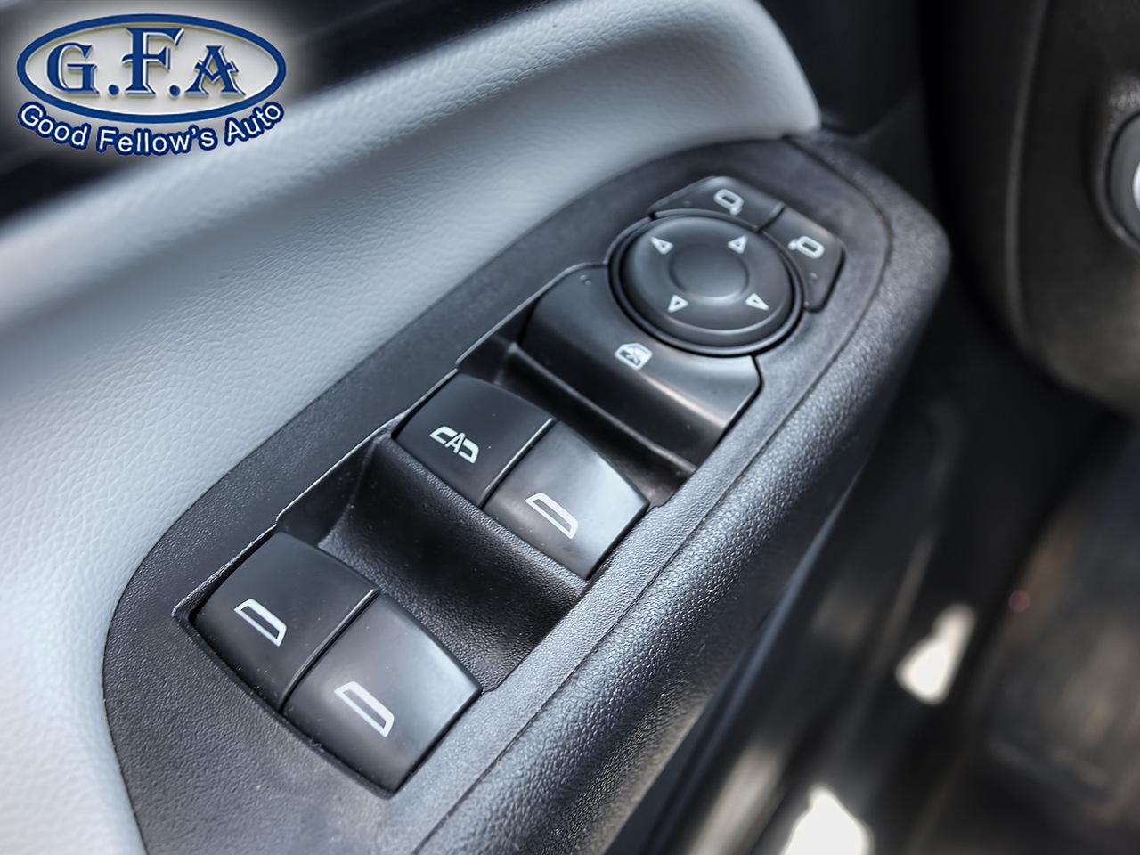 2020 Chevrolet Equinox LS MODEL, FWD, REARVIEW CAMERA, BLUETOOTH Photo