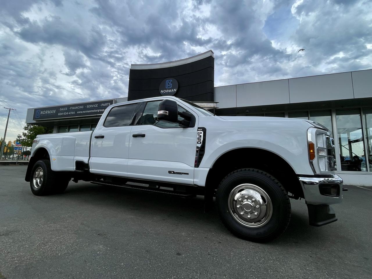 2024 Ford F-350 FX4 DUALLY 4WD DIESEL PWR SEAT REMOTE START 5TH PK