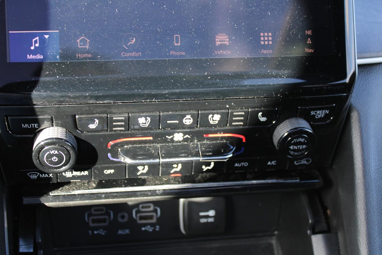 2024 Jeep Grand Cherokee LIMITED 4X4 Photo
