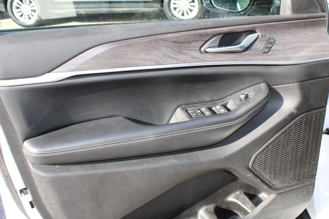 2024 Jeep Grand Cherokee LIMITED 4X4 Photo