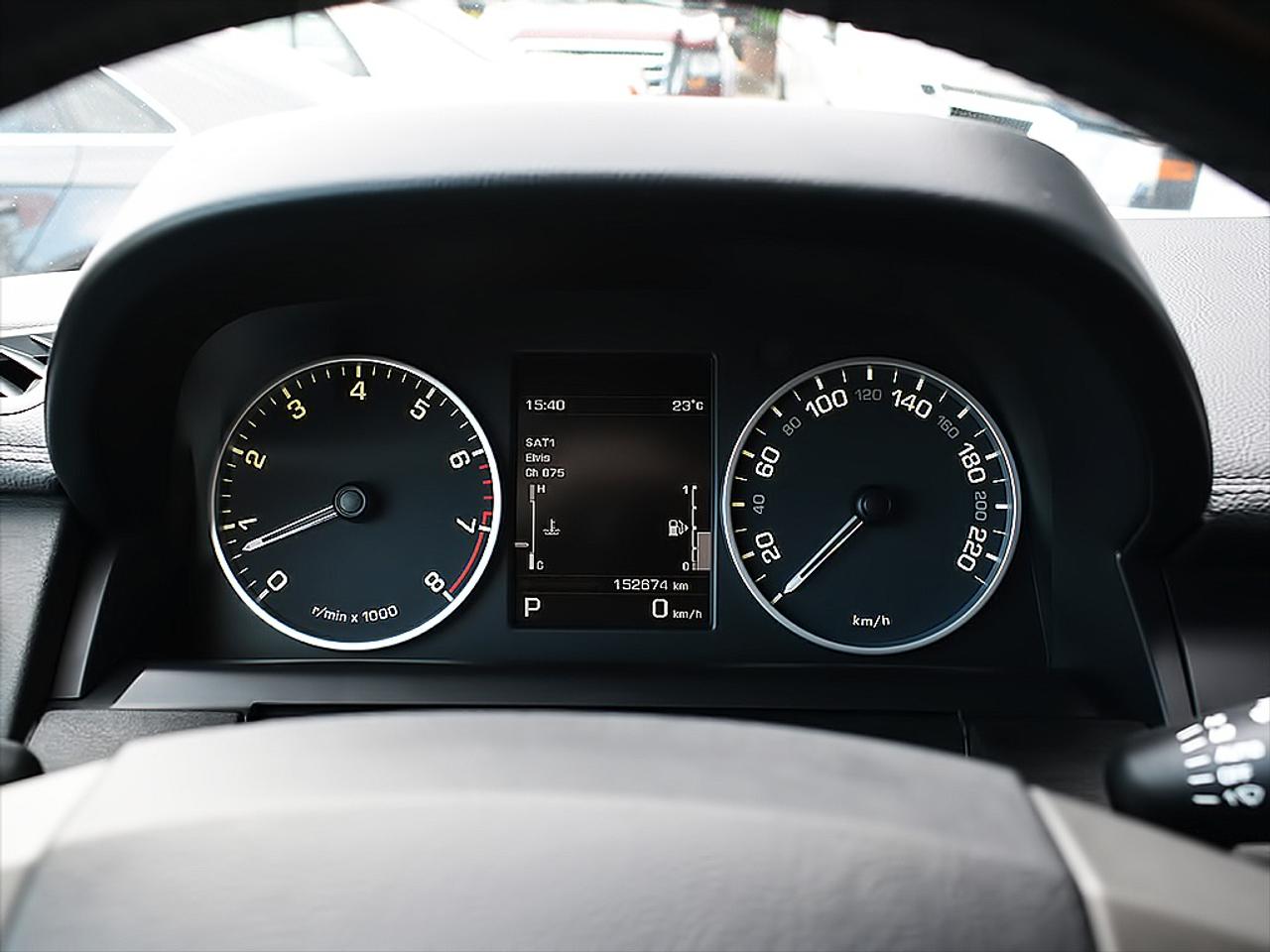 2011 Land Rover LR4 HSE|NAVI|PANOROOF|LEATHER|19in ALLOYS Photo