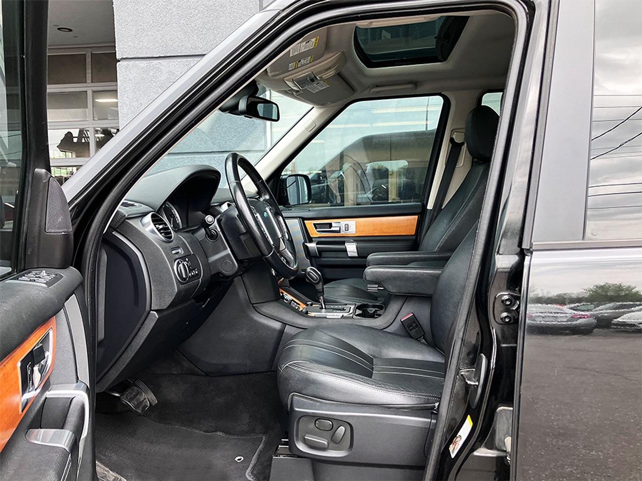 2011 Land Rover LR4 HSE|NAVI|PANOROOF|LEATHER|19in ALLOYS Photo