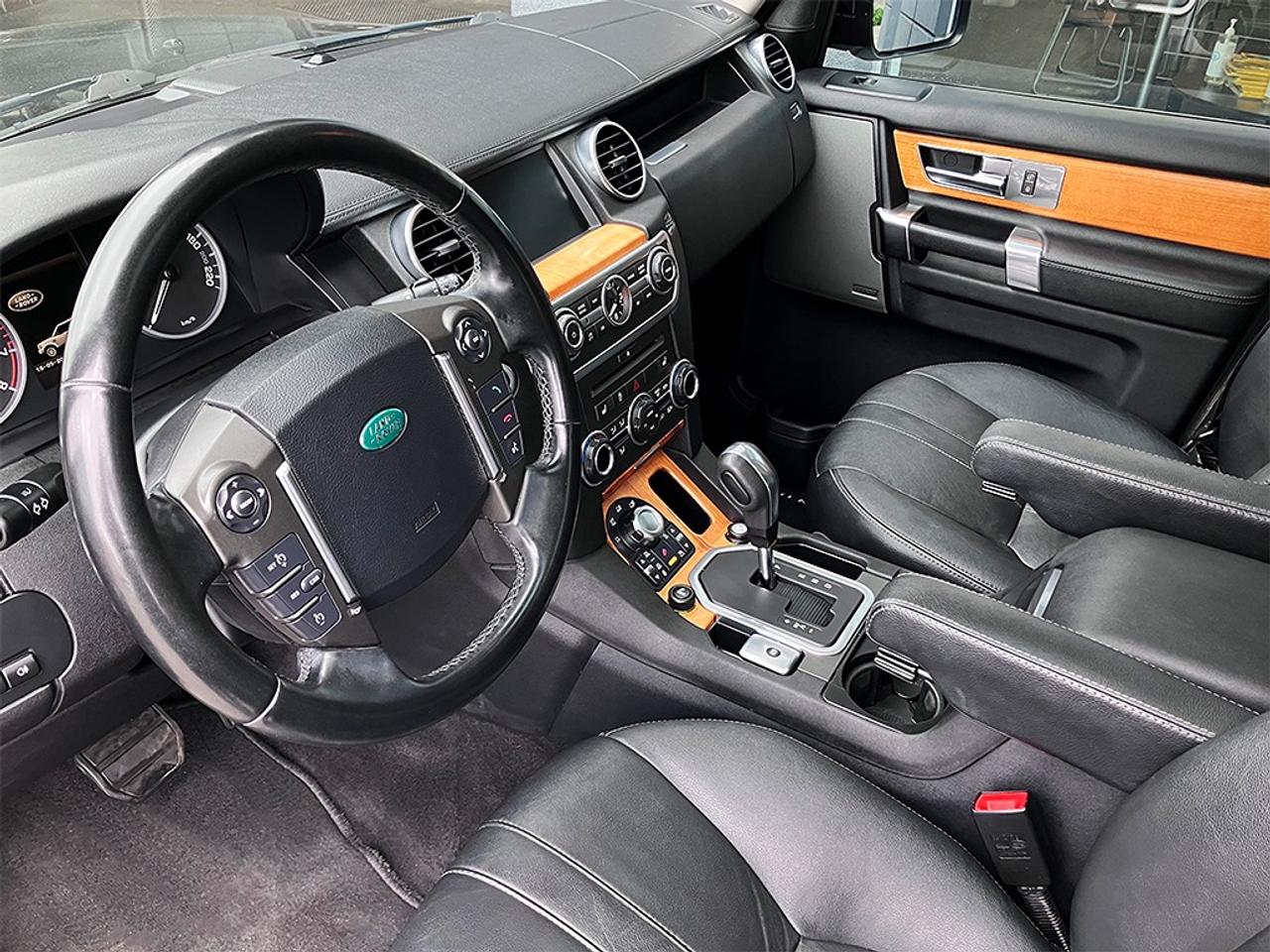2011 Land Rover LR4 HSE|NAVI|PANOROOF|LEATHER|19in ALLOYS Photo