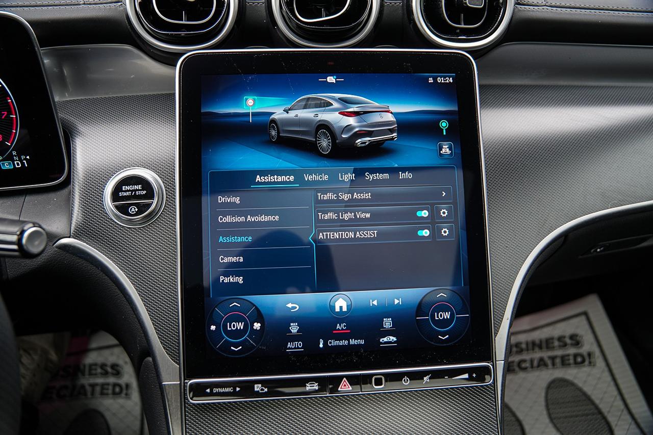 2024 Mercedes-Benz GLC-Class GLC 300 COUPE 4MATIC | AMG PKG | NAVI | PANO | Photo
