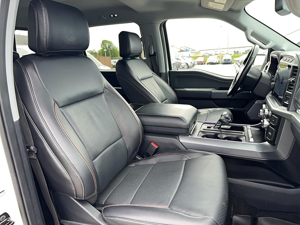 2022 Ford F-150 Lariat 4WD SuperCrew 5.5' Box Photo