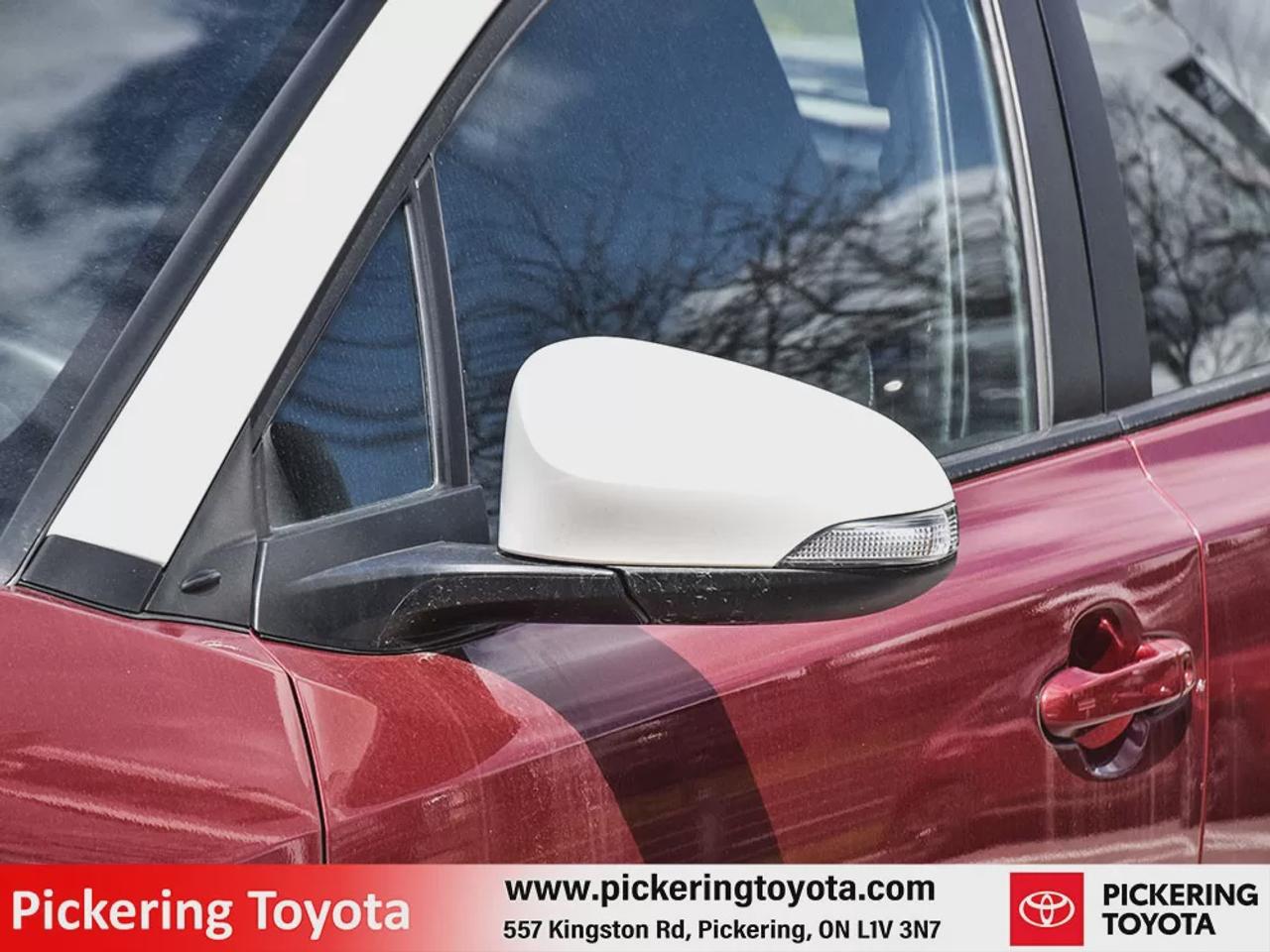 2018 Toyota C-HR XLE Photo