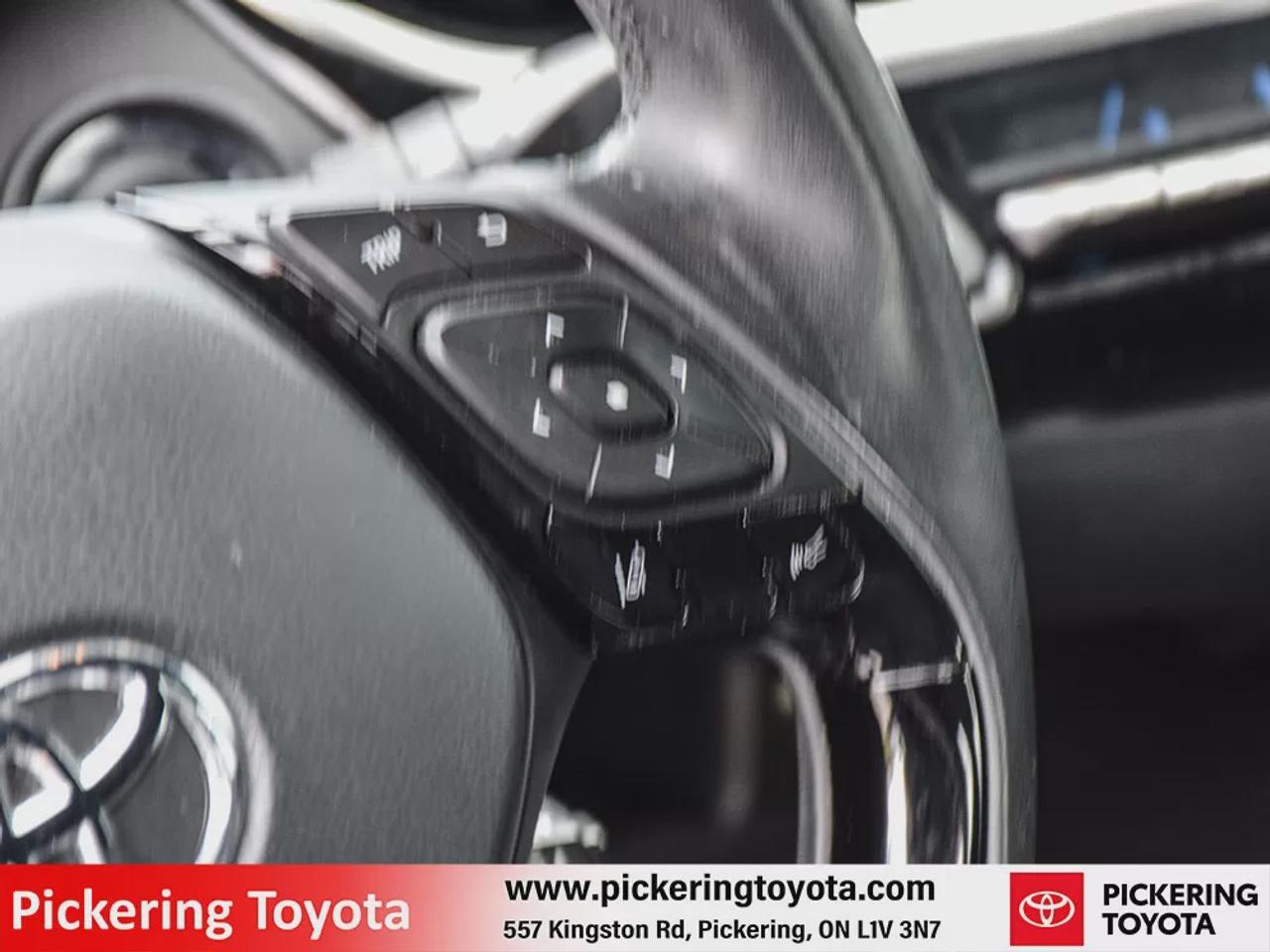 2018 Toyota C-HR XLE Photo