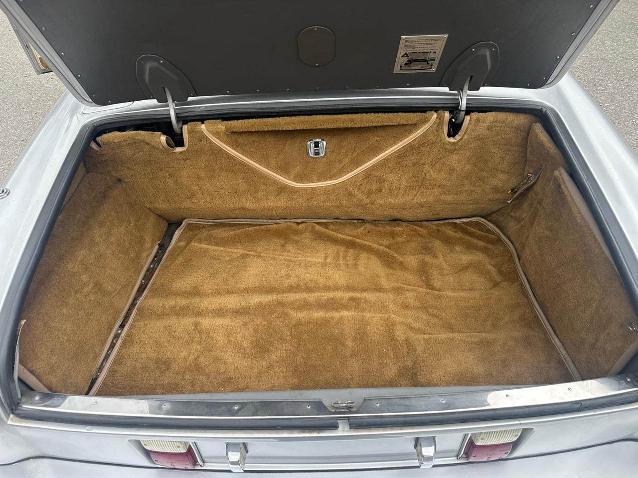 1991 Rolls Royce Corniche 3 Photo