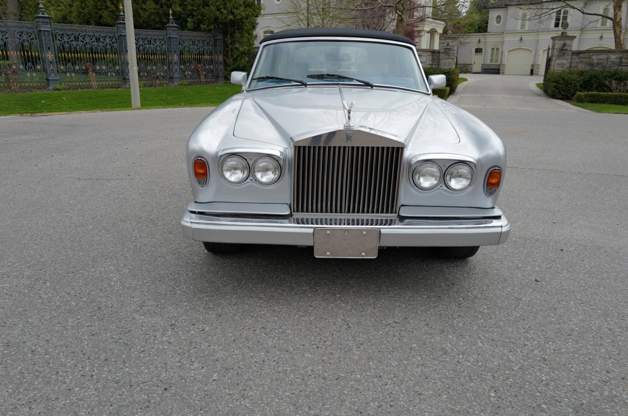 1991 Rolls Royce Corniche 3 Photo
