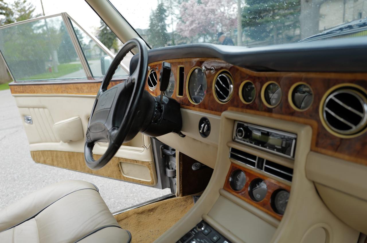 1991 Rolls Royce Corniche 3 Photo