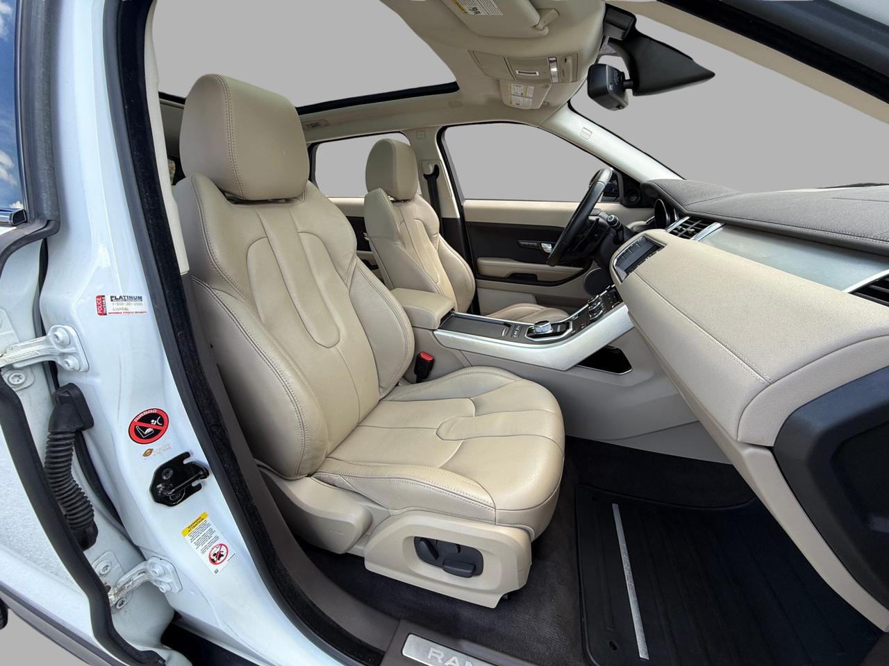 2015 Land Rover Evoque 5dr HB Pure City Photo