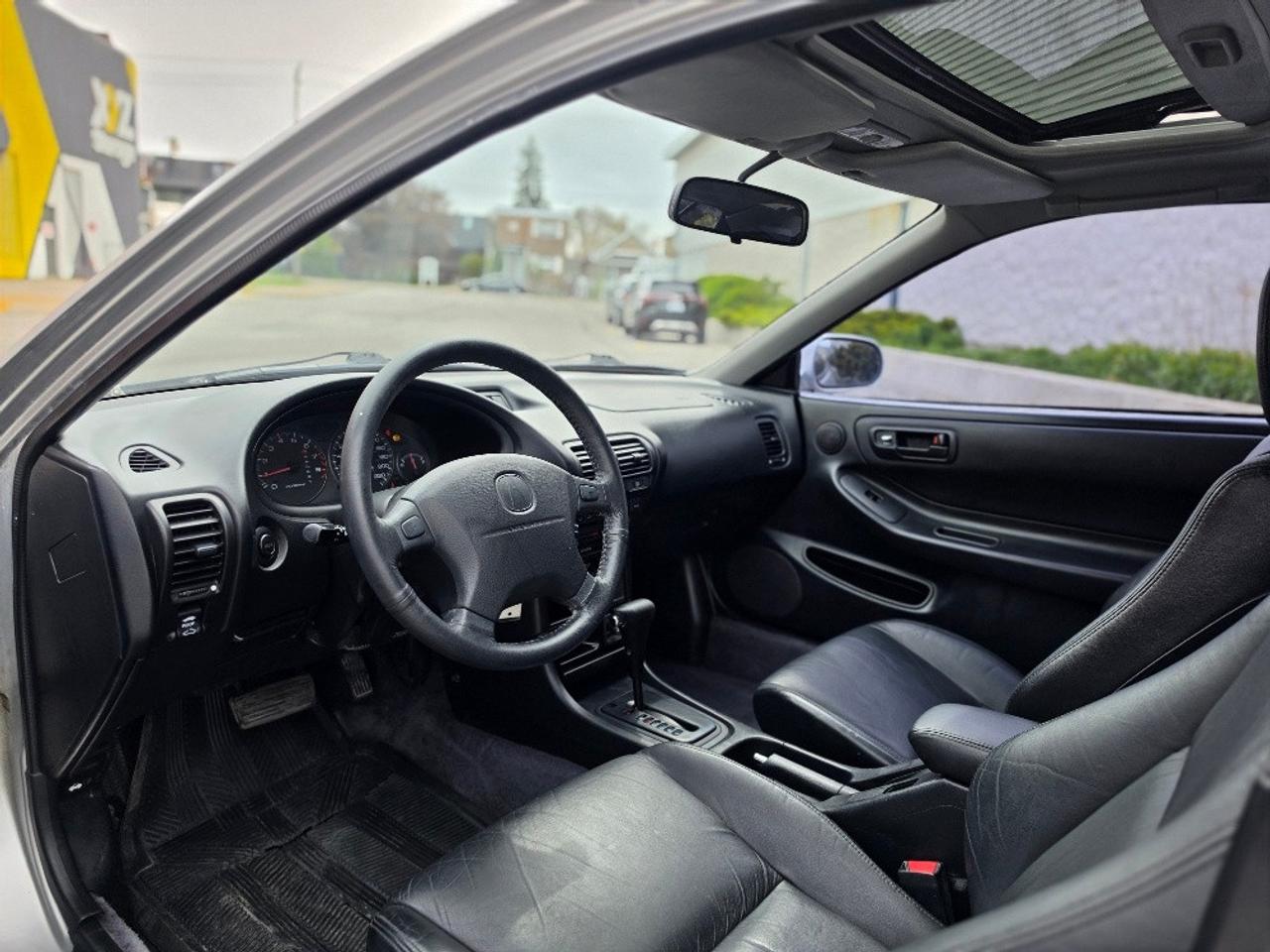 2000 Acura Integra GS-AUTO-ONLY 130KM-LEATHER-ROOF-ALL STOCK! Photo