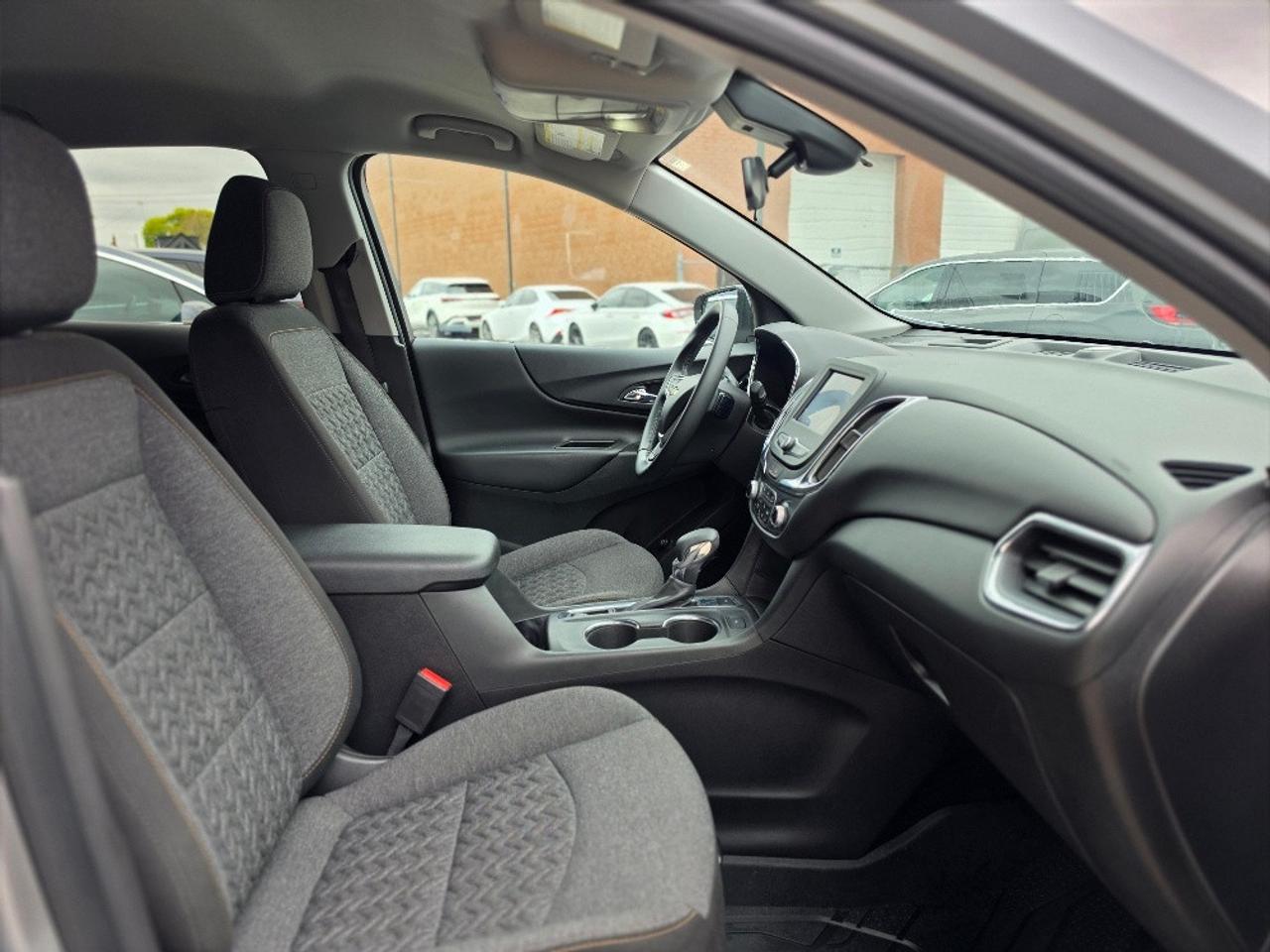 2023 Chevrolet Equinox AWD-HEATED SEATS-CARPLAY-REMOTE STARTER Photo