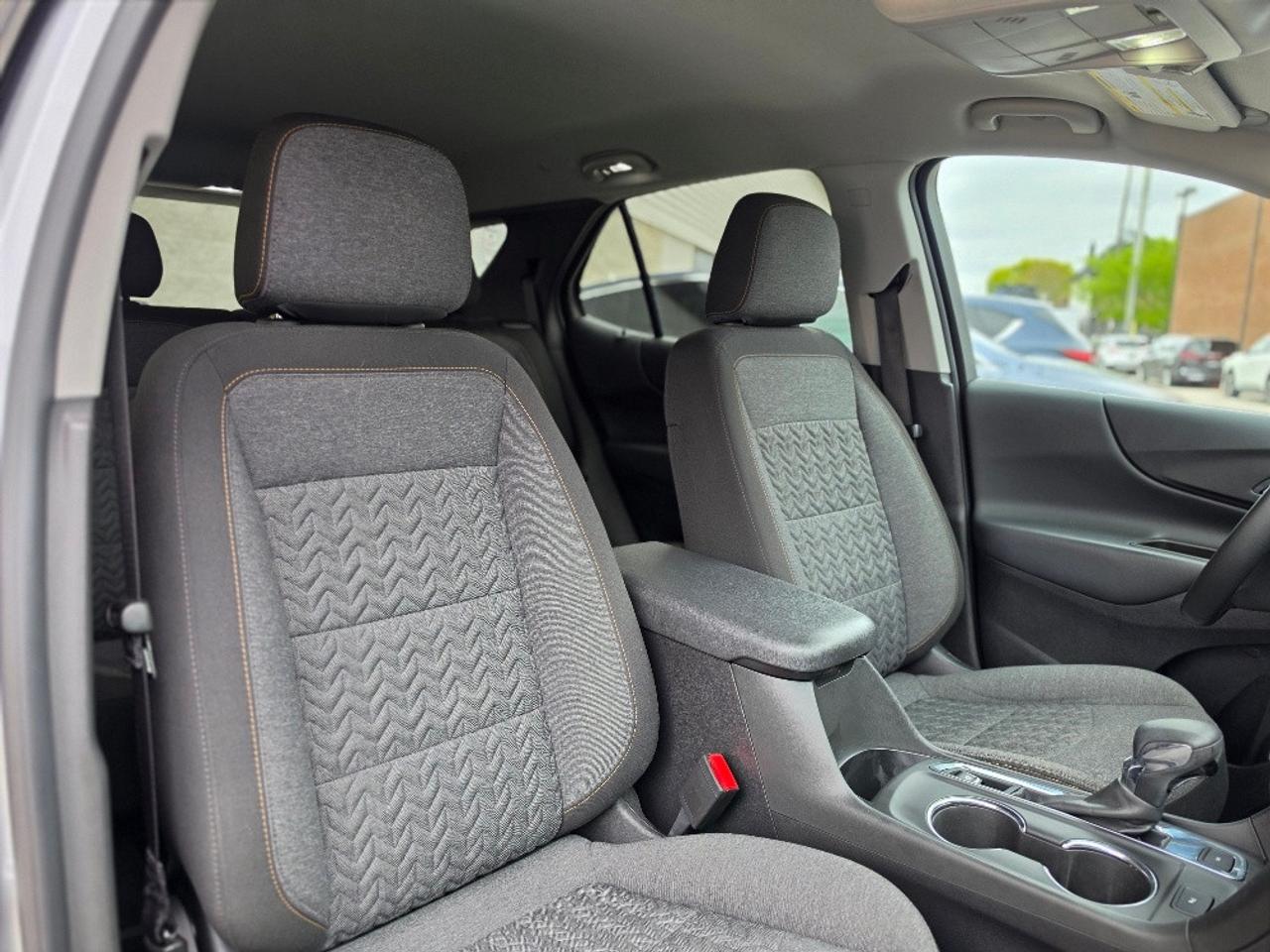 2023 Chevrolet Equinox AWD-HEATED SEATS-CARPLAY-REMOTE STARTER Photo