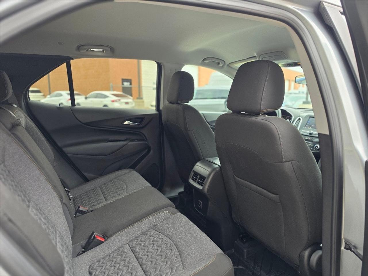 2023 Chevrolet Equinox AWD-HEATED SEATS-CARPLAY-REMOTE STARTER Photo