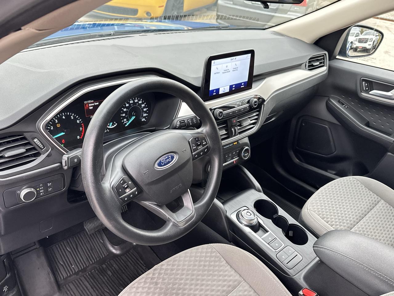 2020 Ford Escape SE Photo