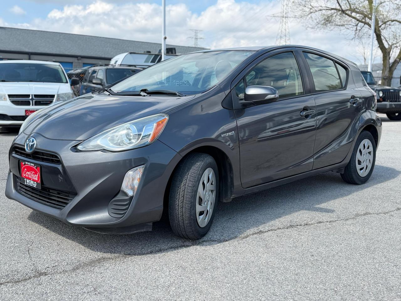 2016 Toyota Prius c Technology Photo