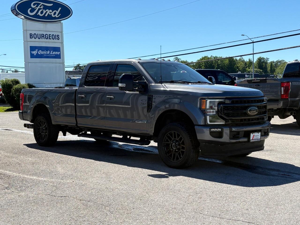 2022 Ford F-350 Super Duty SRW LARIAT 4WD CREW CAB 8' BOX Photo
