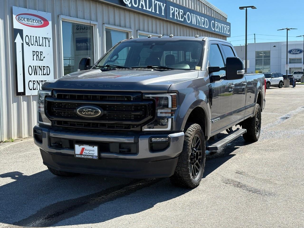 2022 Ford F-350 Super Duty SRW LARIAT 4WD CREW CAB 8' BOX Photo