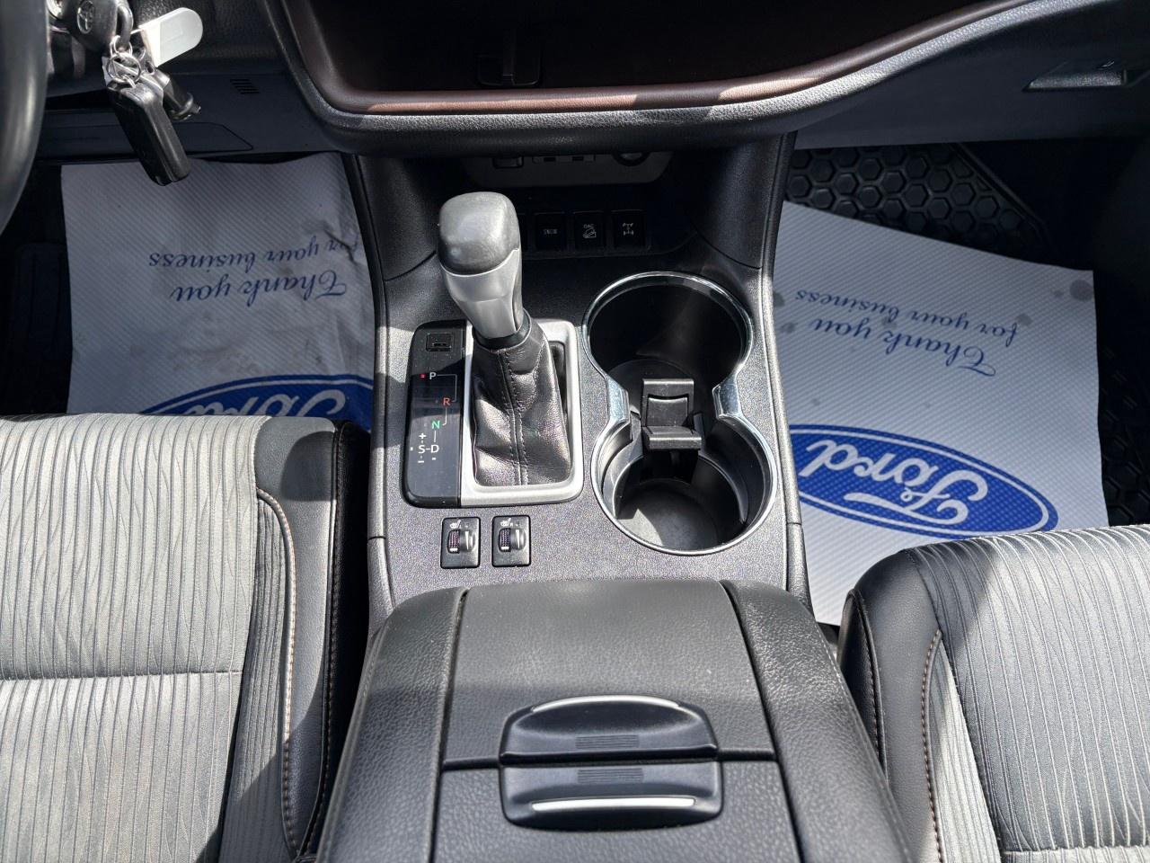 2019 Toyota Highlander Awd Le Photo