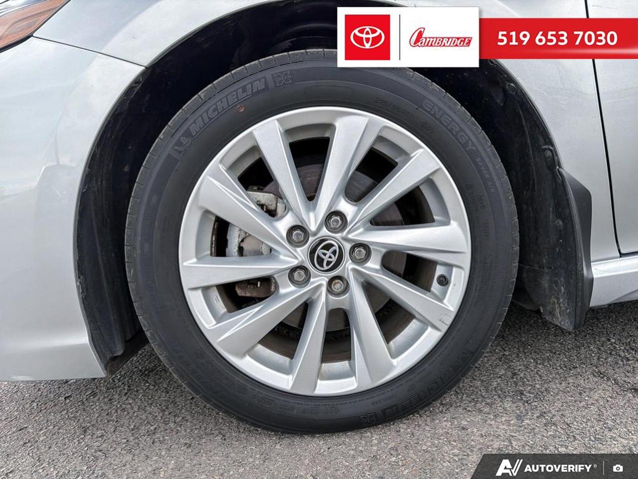 2023 Toyota Camry SE Photo
