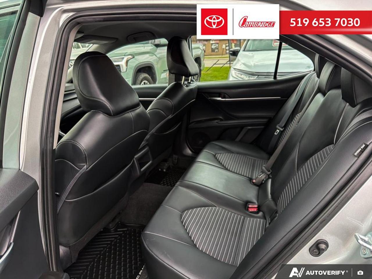 2023 Toyota Camry SE Photo