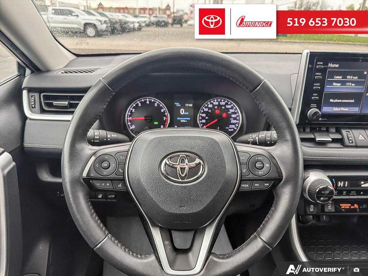 2021 Toyota RAV4 XLE Photo