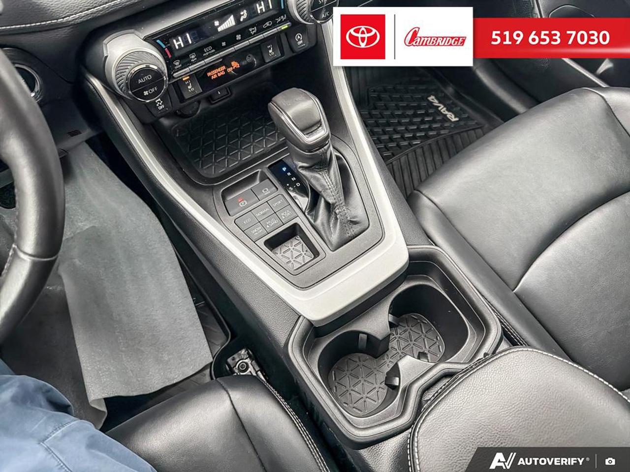 2021 Toyota RAV4 XLE Photo