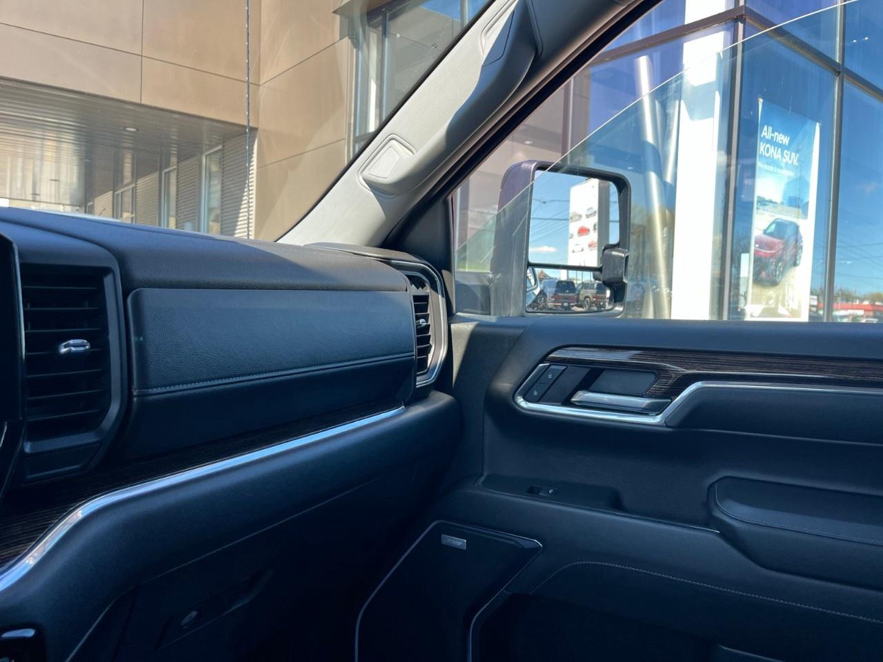 2024 GMC Sierra 1500 Crew Cab Standard Box 4-Wheel Drive Elevation Photo