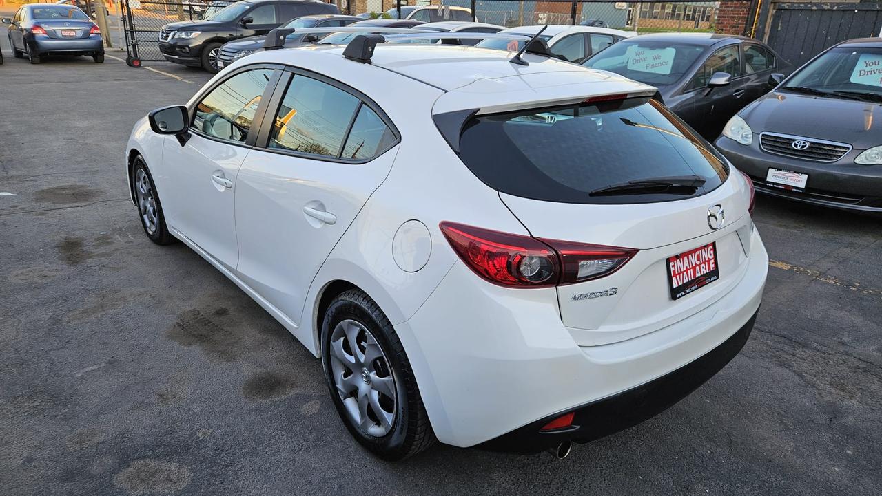 2015 Mazda MAZDA3 GX Photo