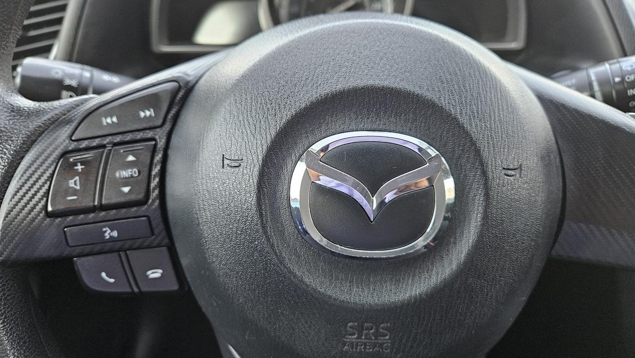 2015 Mazda MAZDA3 GX Photo