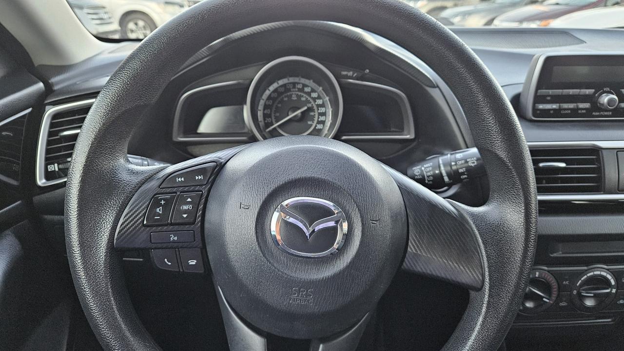 2015 Mazda MAZDA3 GX Photo