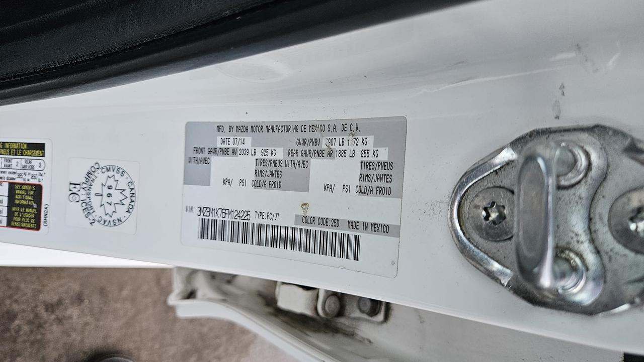 2015 Mazda MAZDA3 GX Photo