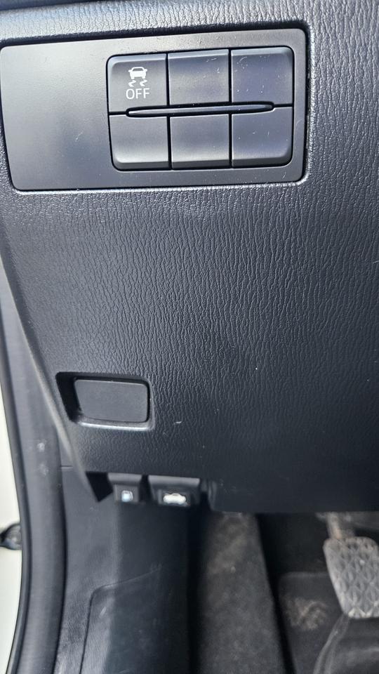 2015 Mazda MAZDA3 GX Photo
