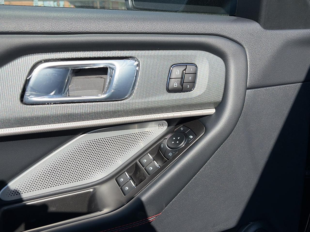 2026 Ford Explorer ST 4WD 400A Photo