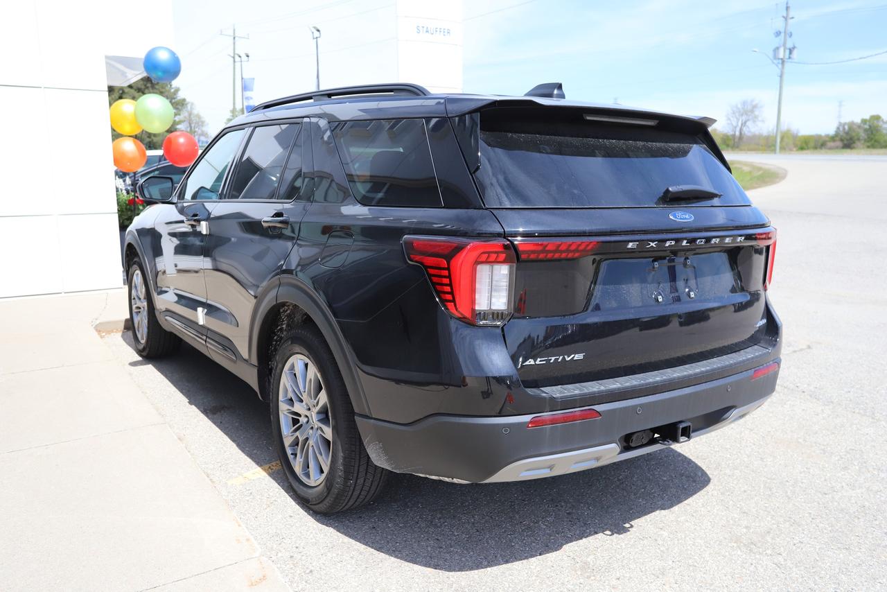 2026 Ford Explorer Active w/200A Pkg 4WD Photo