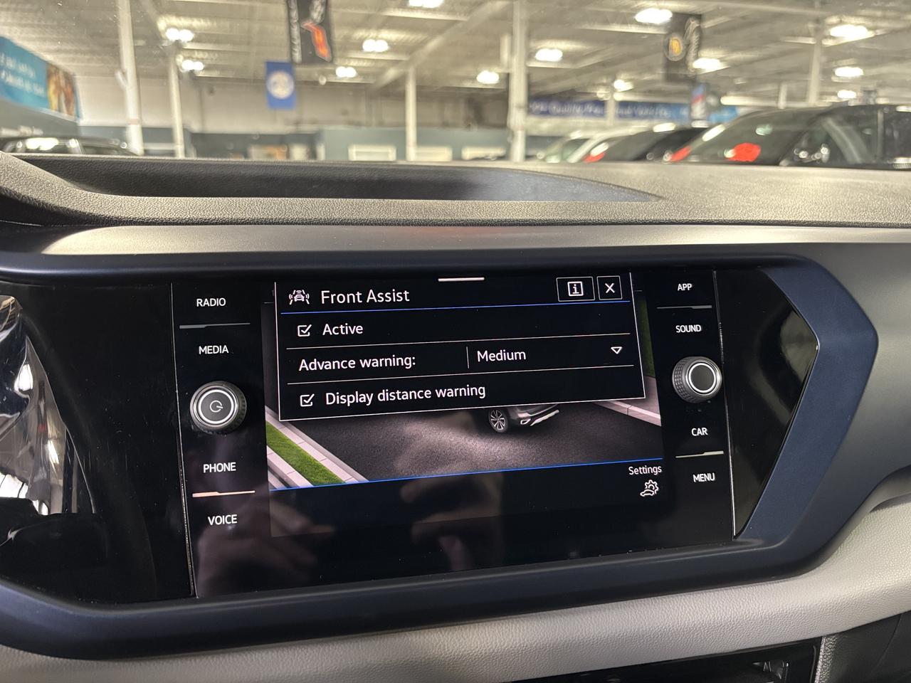 2022 Volkswagen Taos Comfortline|4MOTION|AWD|PANOROOF|BACKUPCAM|LEATHER Photo