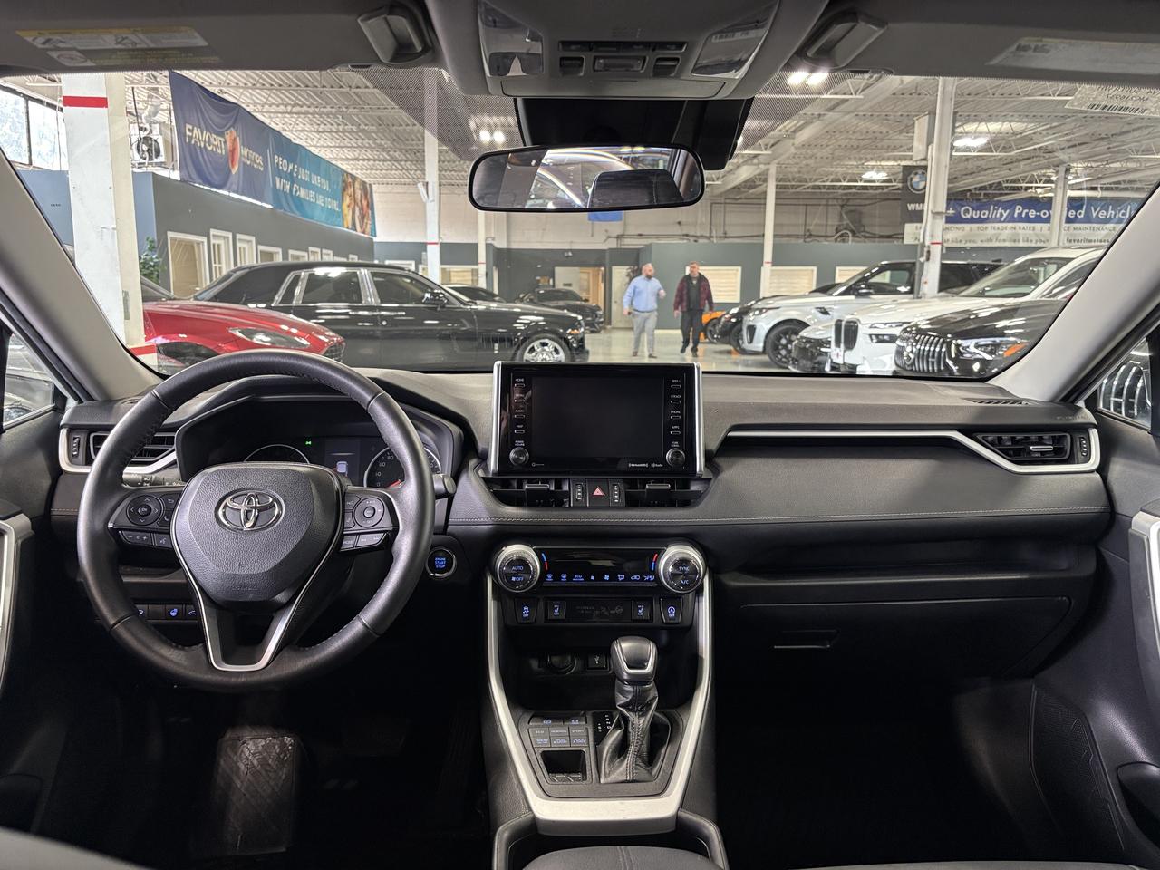 2021 Toyota RAV4 XLE AWD|SUNROOF|HEATEDSEATS|HEATEDWHEEL|LEATHER|+ Photo