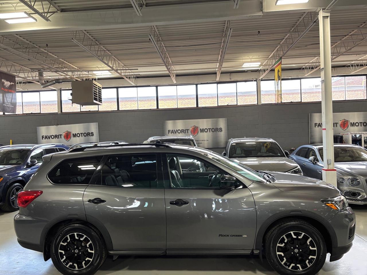2019 Nissan Pathfinder SL Premium|4X4|ROCKCREEK|7PASS|NAV|BOSE|360CAM|+++ Photo