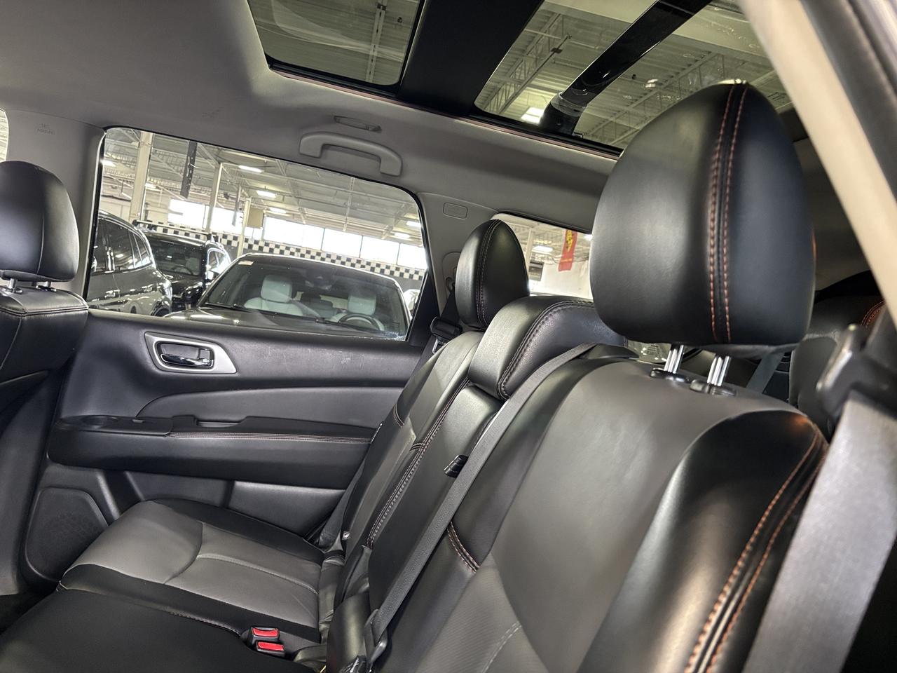 2019 Nissan Pathfinder SL Premium|4X4|ROCKCREEK|7PASS|NAV|BOSE|360CAM|+++ Photo