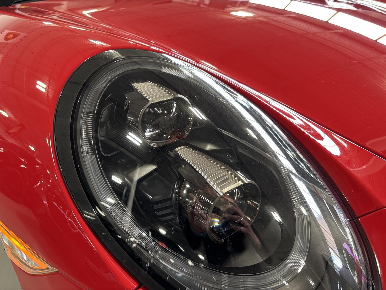 2017 Porsche 911 Targa 4 GTS|CONVERTIBLE| NO LUX TAX |PDK|ALCANTARA Photo4