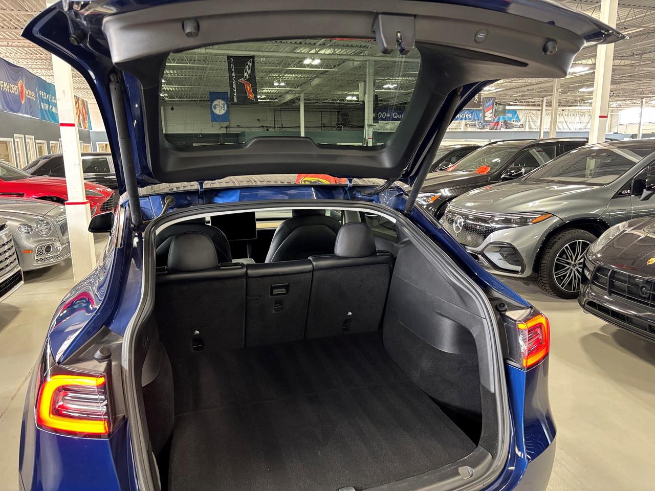 2021 Tesla Model Y Long Range|AWD|AUTOSTEER|NAV|PANOROOF|WOODTRIMS|++ Photo