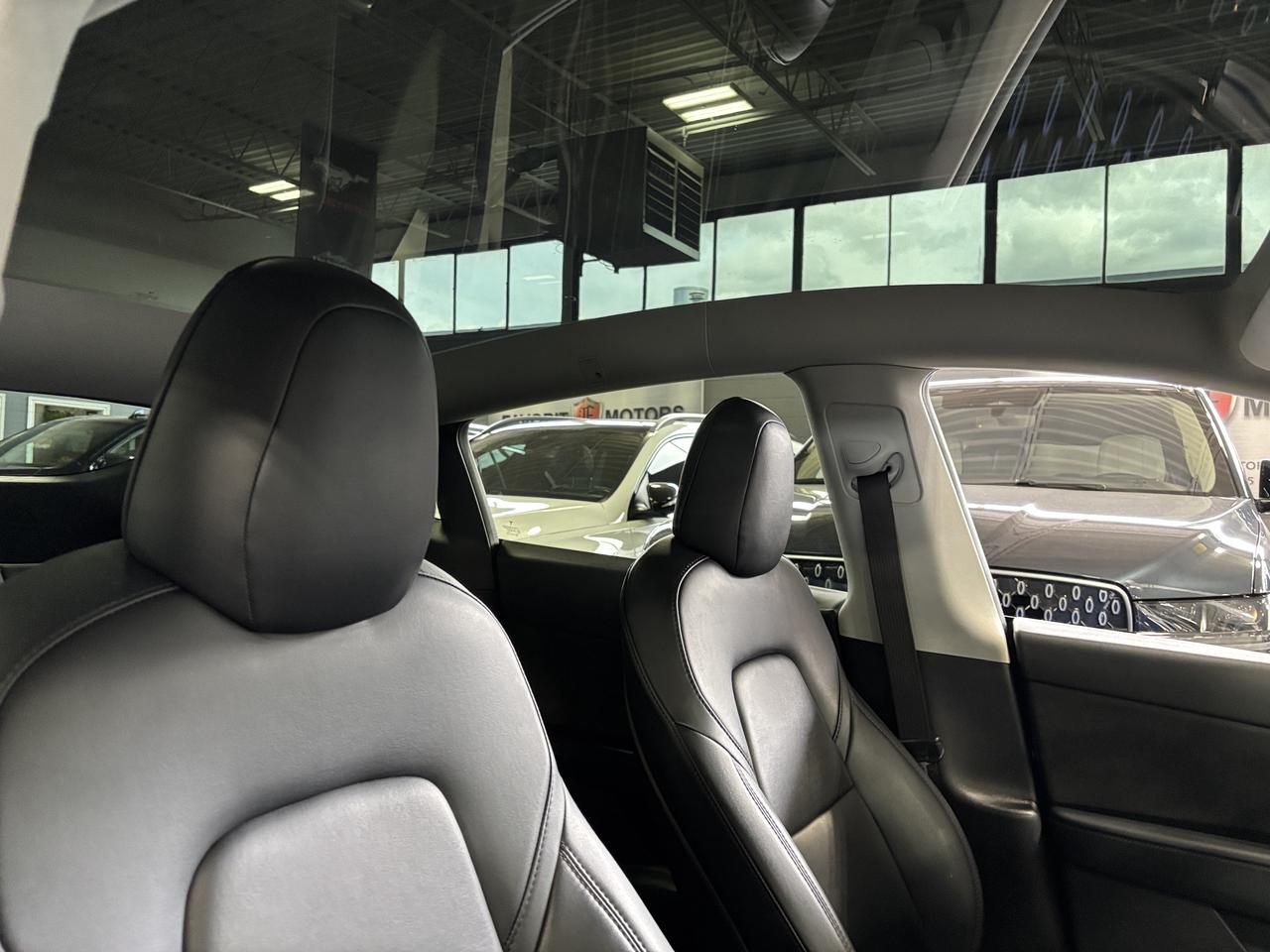 2021 Tesla Model Y Long Range|AWD|AUTOSTEER|NAV|PANOROOF|WOODTRIMS|++ Photo