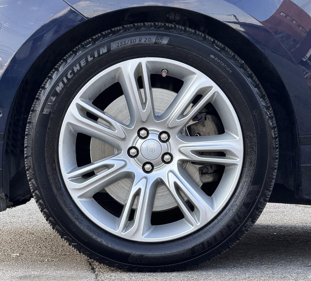 2021 Land Rover Range Rover Velar P340 R-Dynamic S Photo