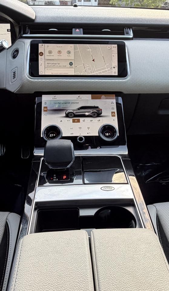2021 Land Rover Range Rover Velar P340 R-Dynamic S Photo