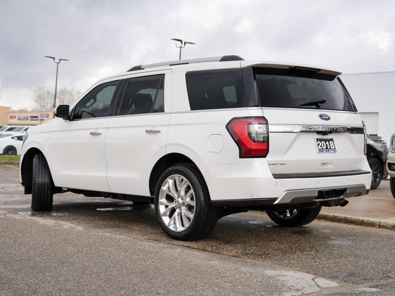 2018 Ford Expedition Limited 4x4 | 8 PASSENGER | LEATHER | PANO ROOF Photo3