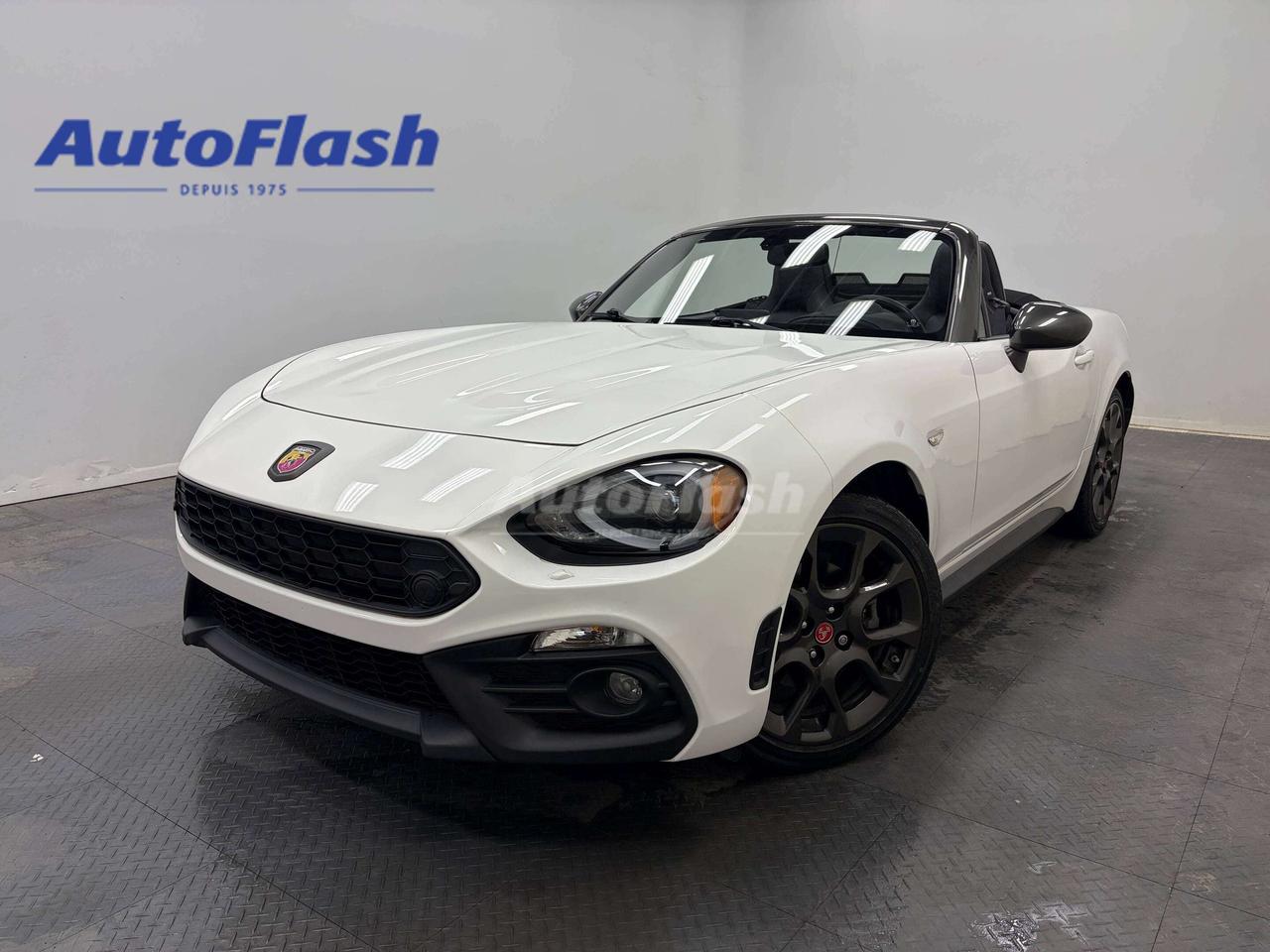 +Bluetooth 
+Cam&eacute;ra de recul / Backup camera 
+D&eacute;marrage &agrave; bouton / Push button start 
+Si&egrave;ges en cuir / Leather interior 
+Changements de vitesses au volant / Paddle shifters 
+R&eacute;gulateur de vitesse  / Cruise control 
+Si&egrave;ges chauffants / Heated seats 
+Syst&egrave;me dassistance stationnement / Park assist system 
+Surveillance des angles morts / Blind spot monitoring
+Un seul propri&eacute;taire / One owner
+Aucun Accident /  No accidents
+V&eacute;rifi&eacute; par Carfax / Carfax verified
+Kilom&eacute;trage certifi&eacute; / Certified kilometers
+Historique dentretien / Maintenance history
+Protection m&eacute;canique disponible / Mechanical protection available
+Ce v&eacute;hicule a &eacute;t&eacute; achet&eacute; dun particulier / This vehicle was bought from a private seller


Visitez notre page Google pour voir tous les commentaires positifs que nos clients nous laissent.
 
Financement rapide et facile, 1ere, 2e et 3e chances au cr&eacute;dit, approbation en 30 minutes, taux dacceptation tr&egrave;s &eacute;lev&eacute;. 

Essayez notre demande de cr&eacute;dit s&eacute;curis&eacute; en ligne, sans obligation! 

Nous sommes les sp&eacute;cialistes des autos, fourgonnettes, VUS, 4x4, et les camions l&eacute;gers jusqu&agrave; une tonne. 

*Seulement le nettoyage de base du v&eacute;hicule, fait par un sous-traitant, est inclus. Pour un perfectionnement de lesth&eacute;tique int&eacute;rieur/ext&eacute;rieur, dont une d&eacute;contamination de la peinture, des retouches de peinture, faites par nos experts en esth&eacute;tique, une somme de 249$ sera ajout&eacute;e &agrave; votre facture. Aussi disponible, loption dimmatriculer la voiture sur place, qui vous permet d&eacute;pargner du temps et le co&ucirc;t de 25$ du transit temporaire.

*************

Since 1975 AutoFlash has offered the best price-quality and excellent service. 

Visit our Google page to read all the nice things our clients have to say about us.

We have financing for all credit situations. 1st 2nd 3rd chance credit with an excellent approval rate!

Try our secured online credit application any time, with no obligation! 

We specialize in all brands, makes and models. Whether you need a car, truck, SUV or minivan, we can help you.

And if we dont have it, well find it for you!

*Only the basic cleaning of the vehicle, done by a subcontractor, is included in the advertised price. For a complete interior/exterior detailing, done by our esthetic specialists, which includes a complete paint decontamination and paint touch-ups if needed, an amount of 249$ will be added to your invoice. Also available, in-house licensing, which allows you to save the $25 for a temporary Transit.