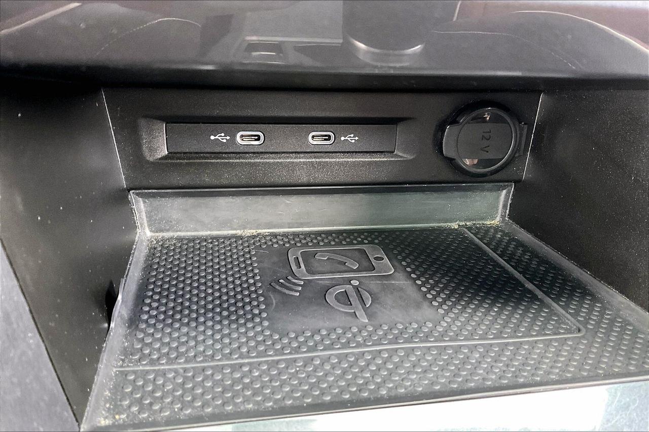 2022 Volkswagen Tiguan Highline R-Line | Vented Leather | Panoroof | AWD Photo