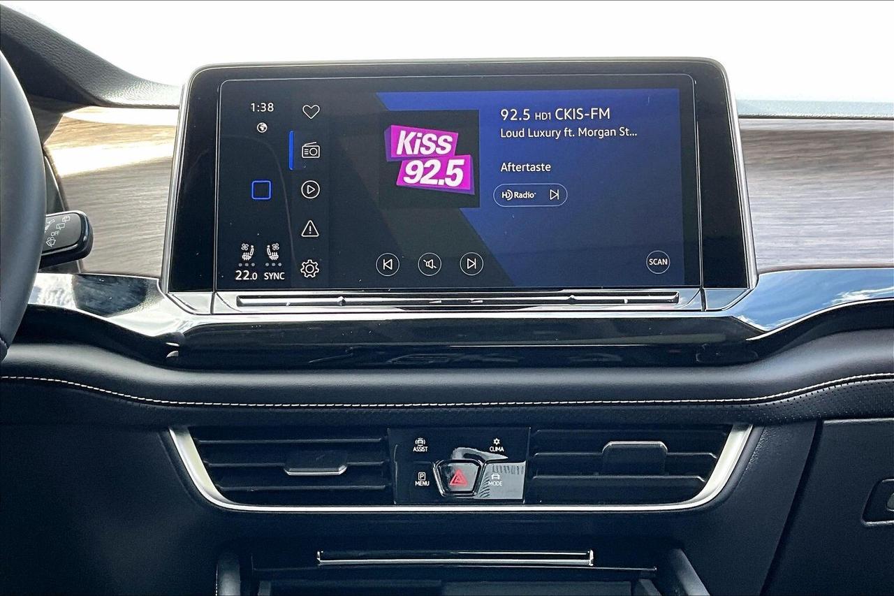 2026 Volkswagen Atlas Execline R Line | 7 Seat | Vented Leather | AWD Photo