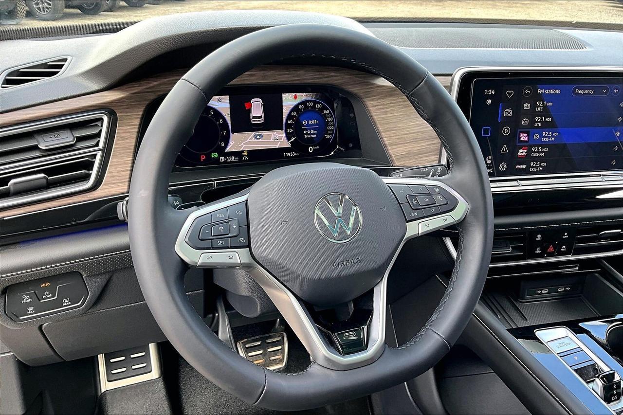 2026 Volkswagen Atlas Execline R Line | 7 Seat | Vented Leather | AWD Photo